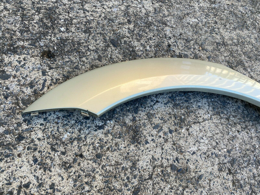 Subaru Outback 03 - 09 Rear Door Wheel Arch Cowling Garnish Trim Mould 39J RH R