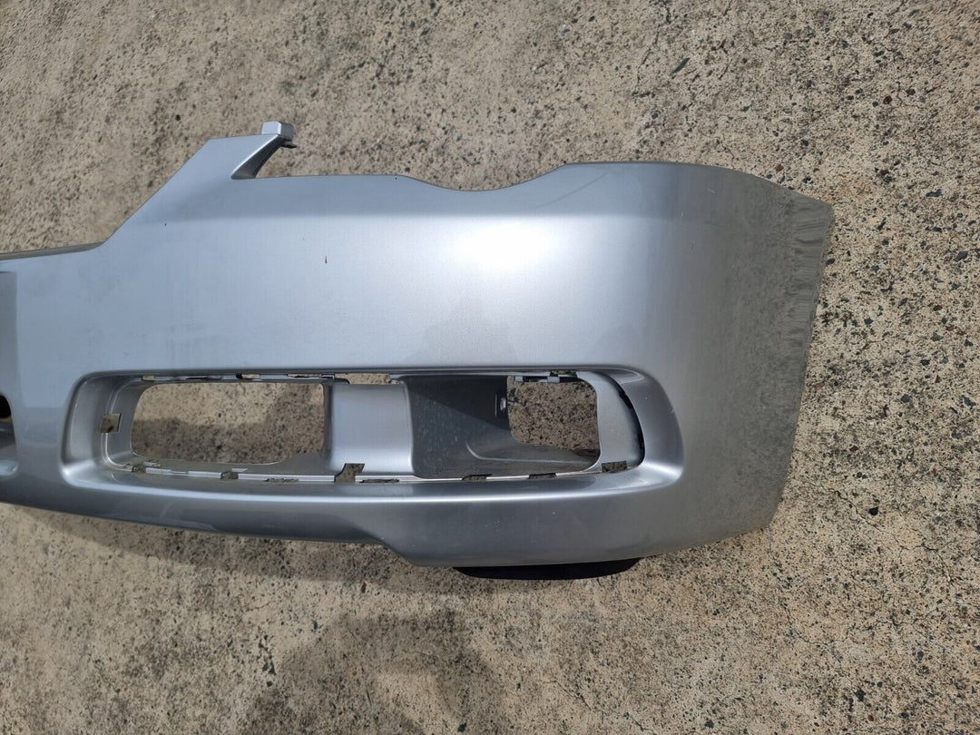 OEM Subaru Liberty Gen 4 H6 03 - 06 Front Bumper Bar Bumperbar Cover Silver 39D