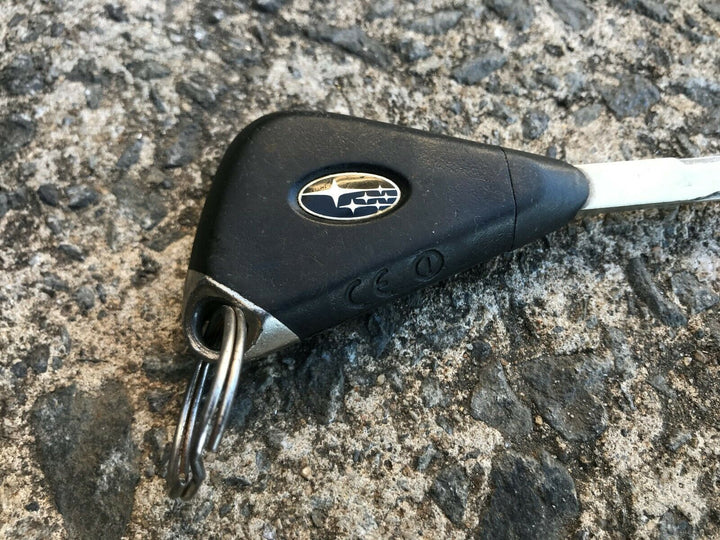 Subaru Liberty Outback Gen 4 03 - 09 Factory Original Car Key Imobiliser Fob SV2