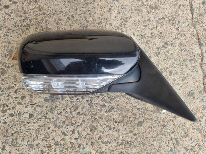 Subaru Liberty GT Outback Gen 4 05 Genuine Right Drivers Side Mirror Black 32J