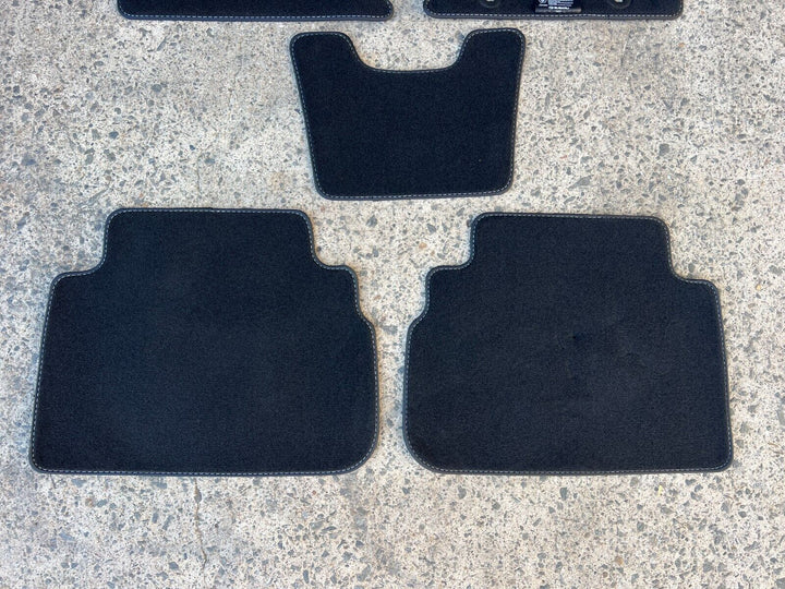 New Genuine Subaru Forester SK 2018 - 21 Set 5 Floor Mats Matts Matt Mat Carpet