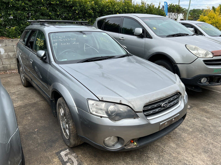 Subaru Outback 03 - 09 Factory Front Right RH R Wheel Arch Splash Guard GENUINE