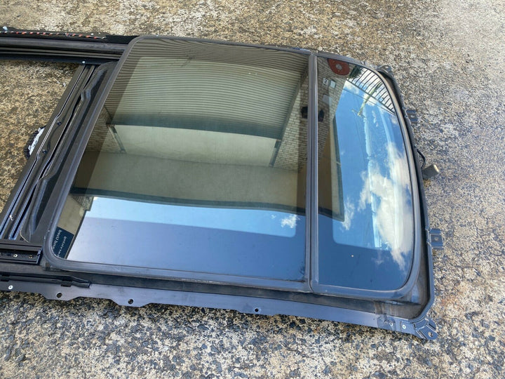 Subaru Liberty Outback Wagon Gen 4 03 - 09 Electric Sunroof Glass Sun Roof Panel