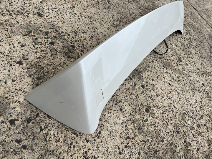 Subaru Forester 12 - 18 SJ Factory Tailgate Hatch Spoiler Trim Panel White 37J