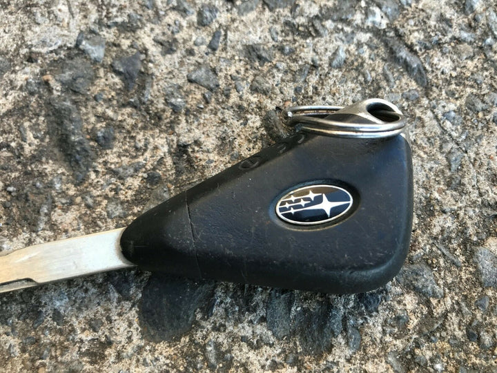 Subaru Liberty Outback Gen 4 03 - 09 Factory Original Car Key Imobiliser Fob SV2