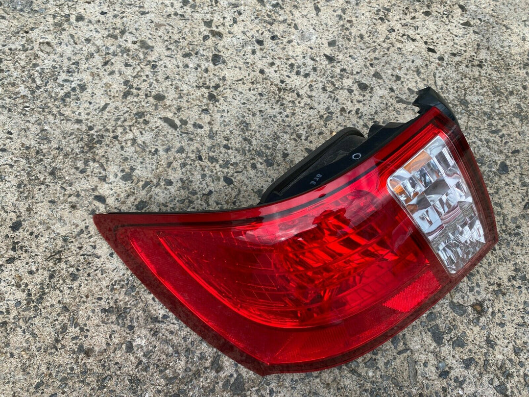 Subaru Impreza WRX Turbo Sedan G3 08-14 Left Rear Back Brake Tailgate Tail Light