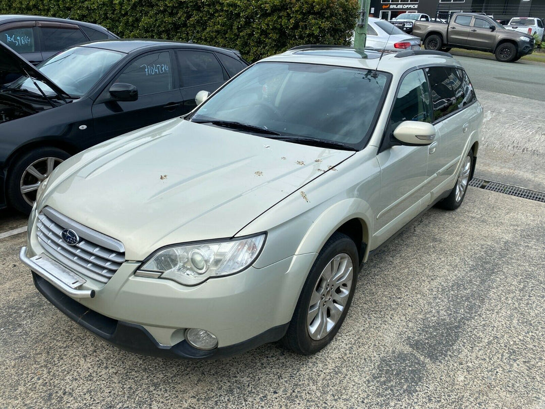 Subaru Outback 03 - 09 Rear Door Wheel Arch Cowling Garnish Trim Mould 39J RH R