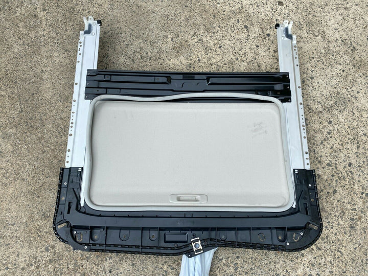 Subaru Impreza 08 - 14 GH RS G3 Electric Roof Top Glass Sunroof Skylight Genuine