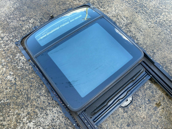 Subaru Liberty Outback Wagon Gen 4 03 - 09 Electric Sunroof Glass Sun Roof Panel