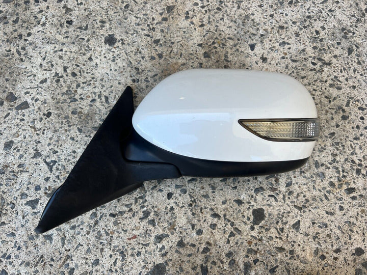 Subaru Liberty Outback 06 - 09 Factory Passenger Side Wing Mirror White 37J OEM