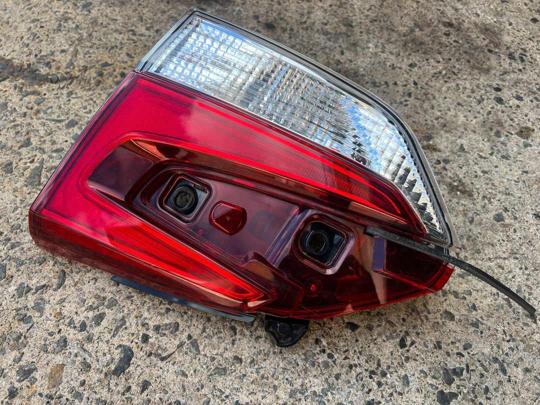 OEM Subaru Forester SK 2018 -2021 LED Rear Brake Tail Light Right Side R GENUINE