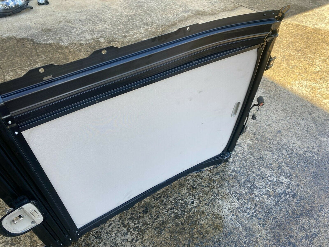 Subaru Liberty Outback Wagon Gen 4 03 - 09 Electric Sunroof Glass Sun Roof Panel