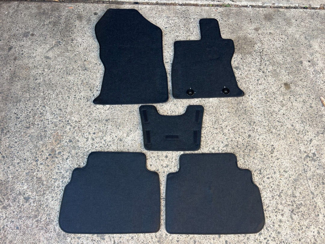 New Genuine Subaru Forester SK 2018 - 21 Set 5 Floor Mats Matts Matt Mat Carpet