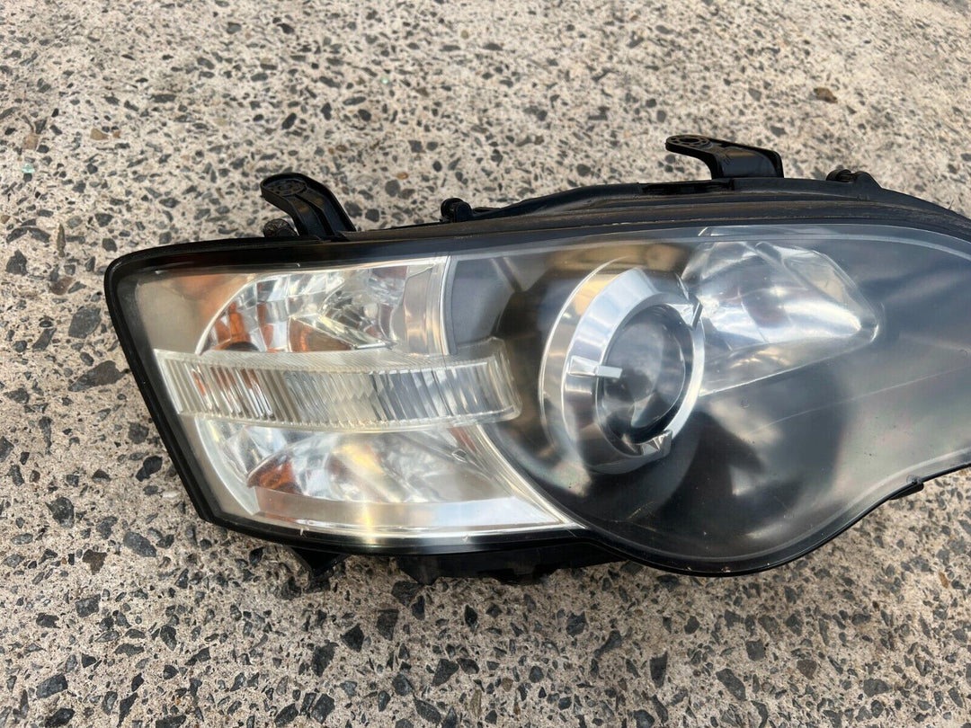 Subaru Liberty Gen 4 Outback 2003 - 06 Factory Headlight Lamp Drivers Right RH R