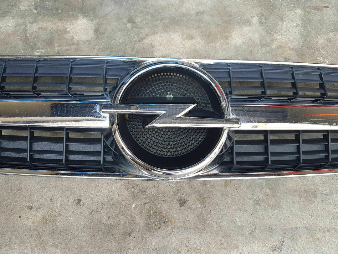 Genuine OEM Opel Front Grille Logo Emblem Astra Mokka Insignia Volt Corsa CD 2.2