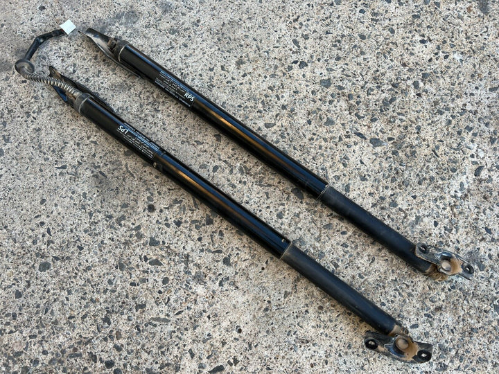 OEM Subaru Forester 2018 - 2021 SK Automatic Rear Hatch Tailgate Lift Gas Struts