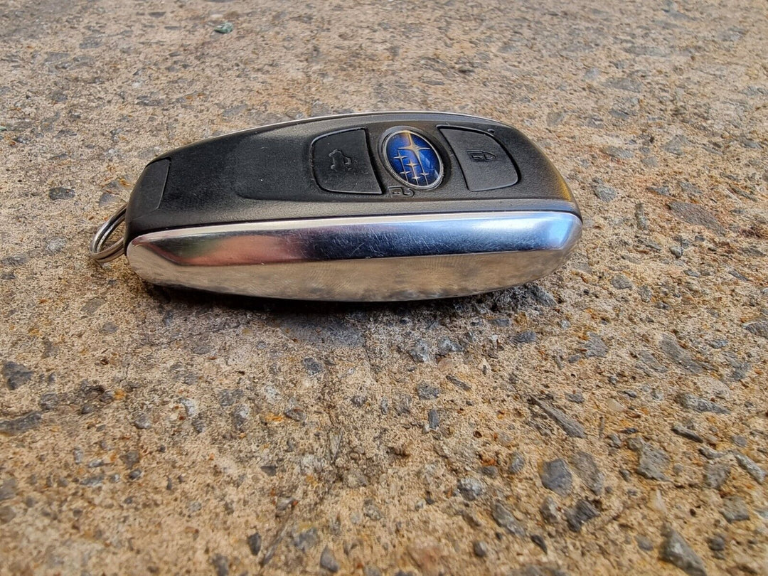 Subaru Impreza GJ G402012 - 16 Factory Key FOB Immobiliser Button Sedan GENUINE