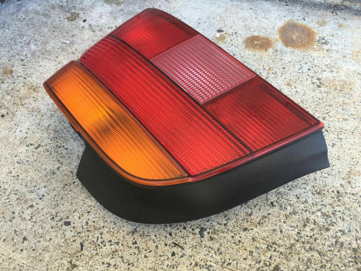 Genuine BMW Early E39 Tail Light Right Stop Brake Lamp Indicator Original