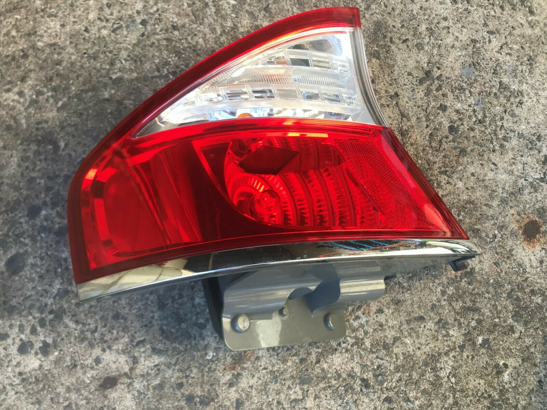 Subaru Liberty Outback Gen 4 06 - 09 Post Face Lift Series 2 Tail Light Left LH