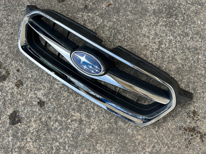 Subaru Liberty 06 - 09 Front Bar Upper Chrome Grille Grill Badge GENUINE OEM