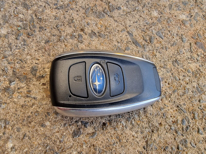 Subaru Impreza GJ G402012 - 16 Factory Key FOB Immobiliser Button Sedan GENUINE