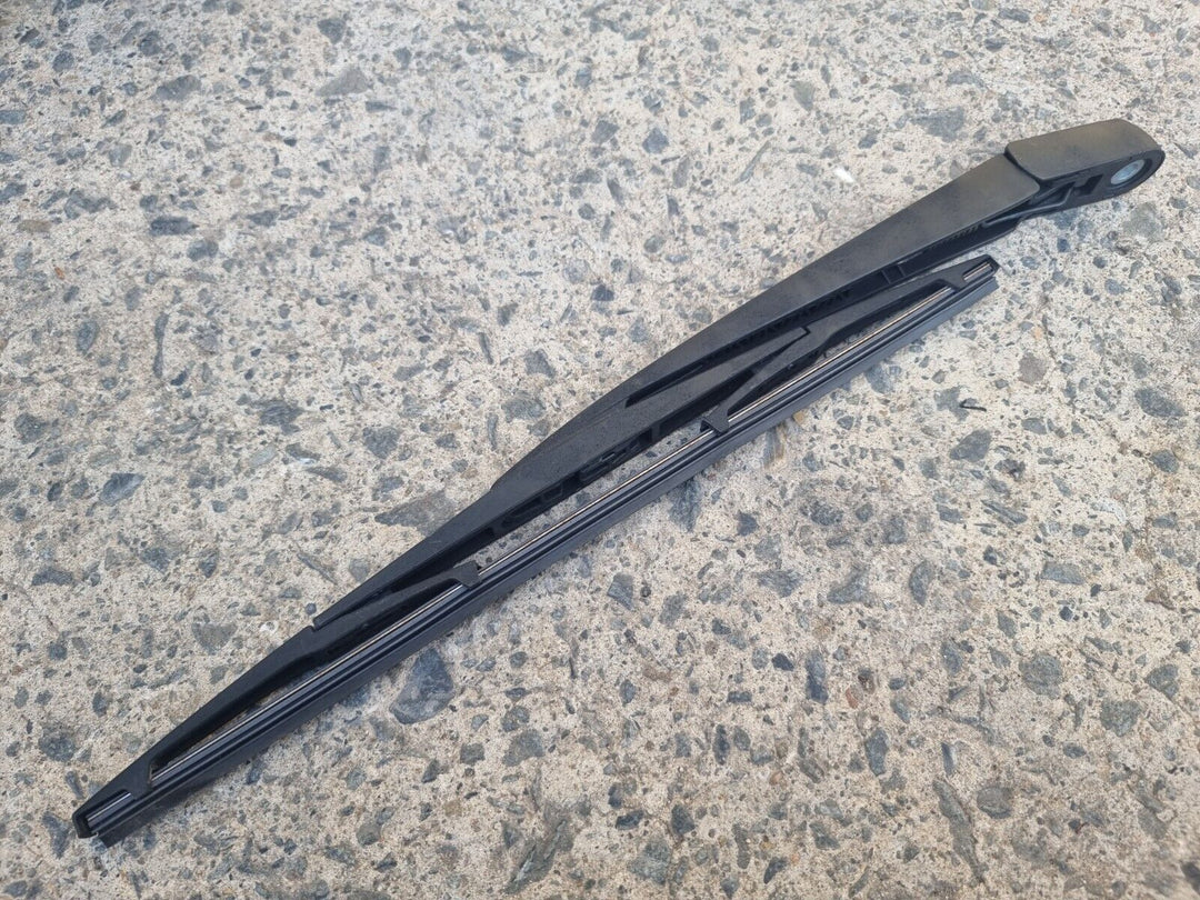 OEM Subaru Liberty Outback 03 -09 Windscreen Wiper Rear Hatch Tailgate Arm Blade