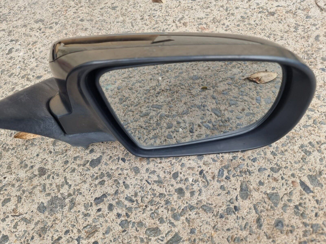 Subaru Liberty GT Outback Gen 4 05 Genuine Right Drivers Side Mirror Black 32J