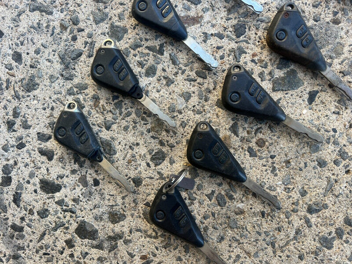 10x Genuine Subaru Impreza Liberty WRX 06-14 Factory Button Keys Fob Immobiliser