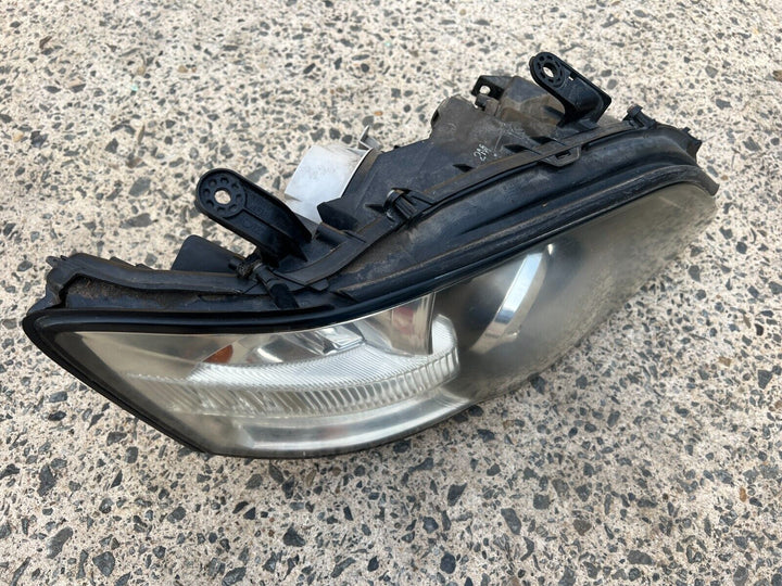 Subaru Liberty Gen 4 Outback 2003 - 06 Factory Headlight Lamp Drivers Right RH R