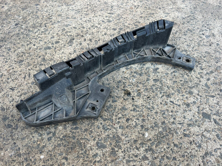 Subaru Forester SH Turbo 2008  12 Headlight Mounting Bracket Driver Side Right R