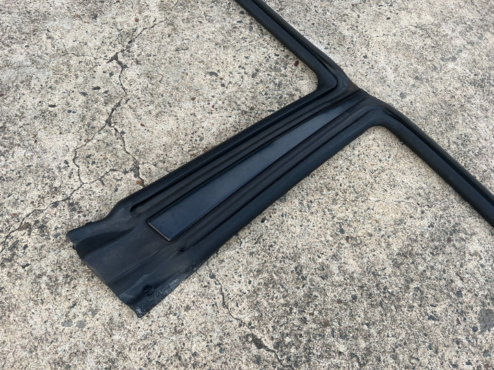 Subaru Impreza WRX GDA GDB 02 - 07 Side Rubber Moulding Trim Left LH GENUINE OEM