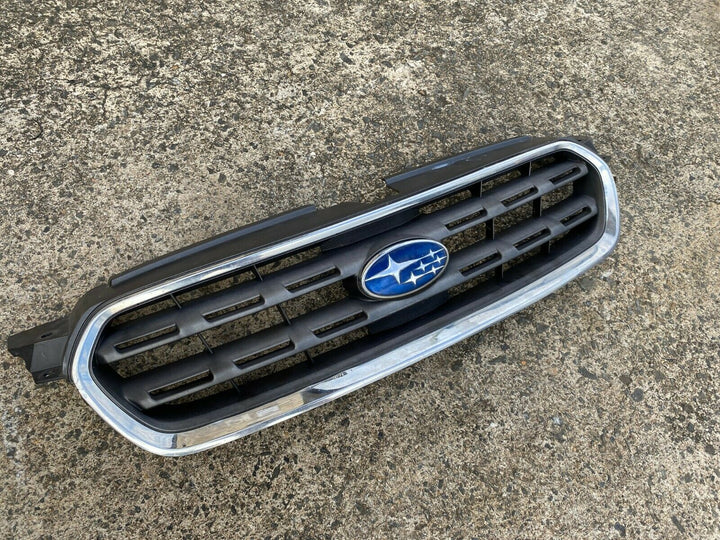 Subaru Outback Gen 3 4 03 - 06 Genuine Front Grille Grill Badge Chrome Black